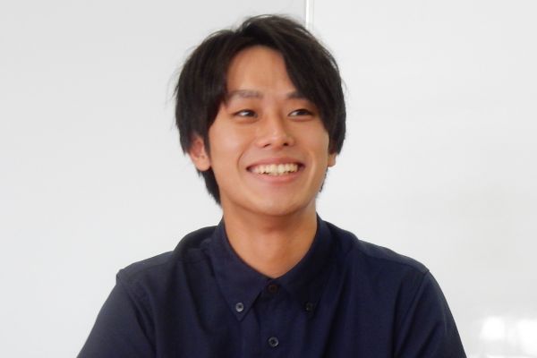 経済学部　経済学科　樋之本 光希