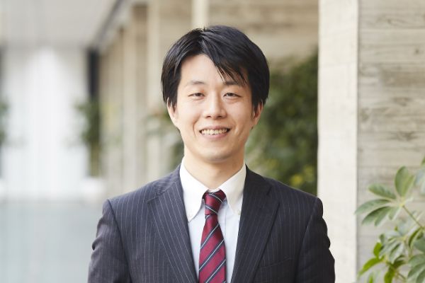 大串 恵太 先生