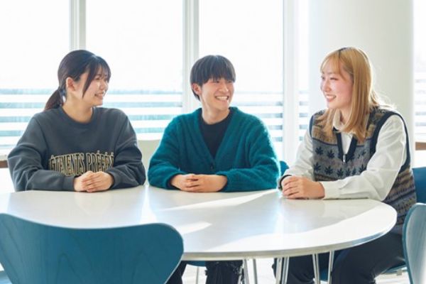 池田 萌々花、岩崎 尊斗、西山 菜月