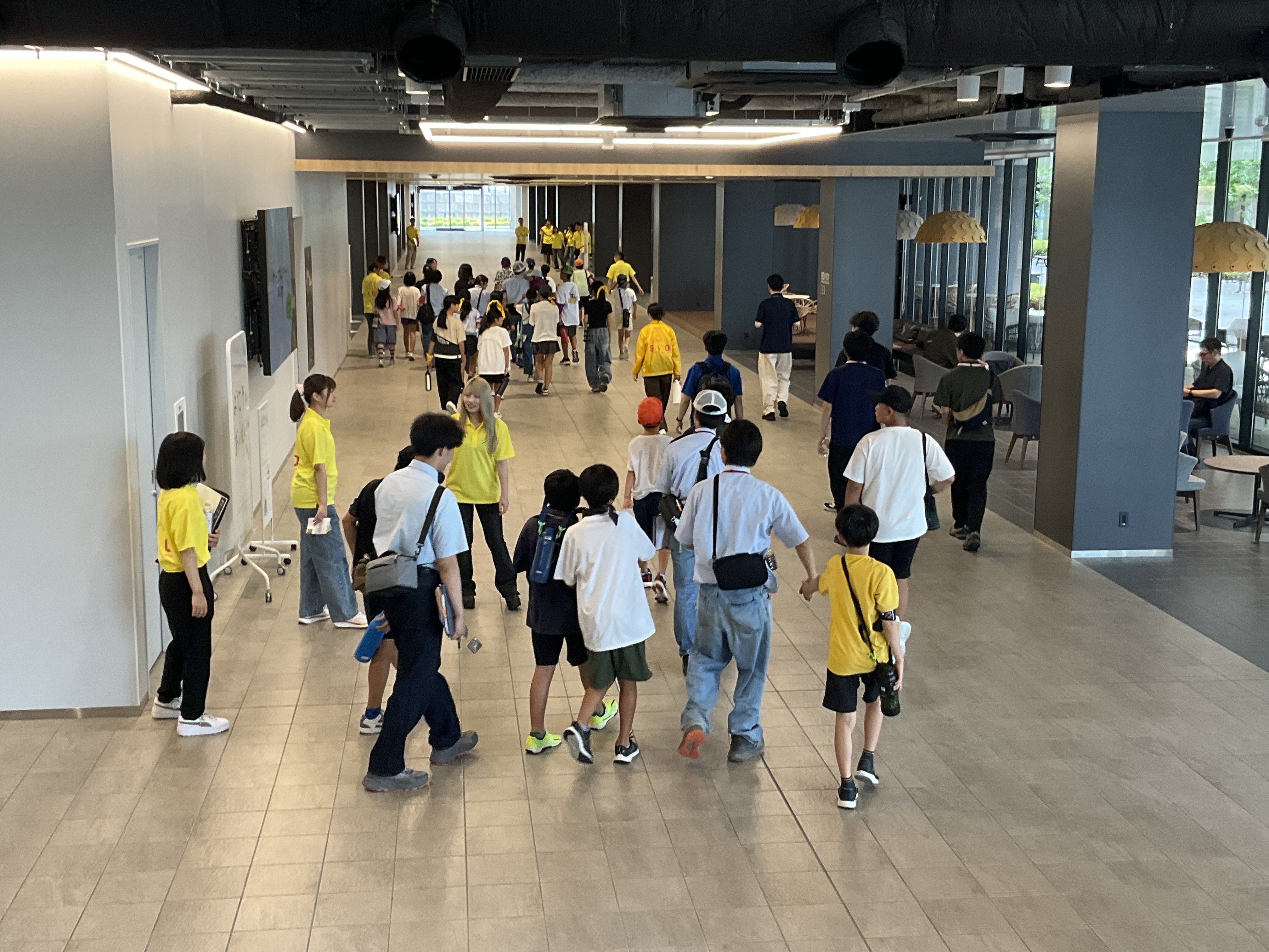 小学生が総持寺キャンパスへ