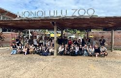 課外活動（ホノルル動物園にて）